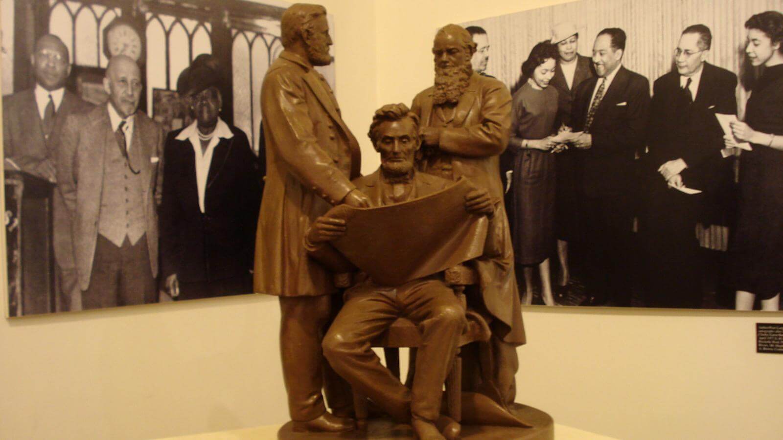 https://informedhumane.wordpress.com/2011/03/04/week-31-howard-university-museum/
