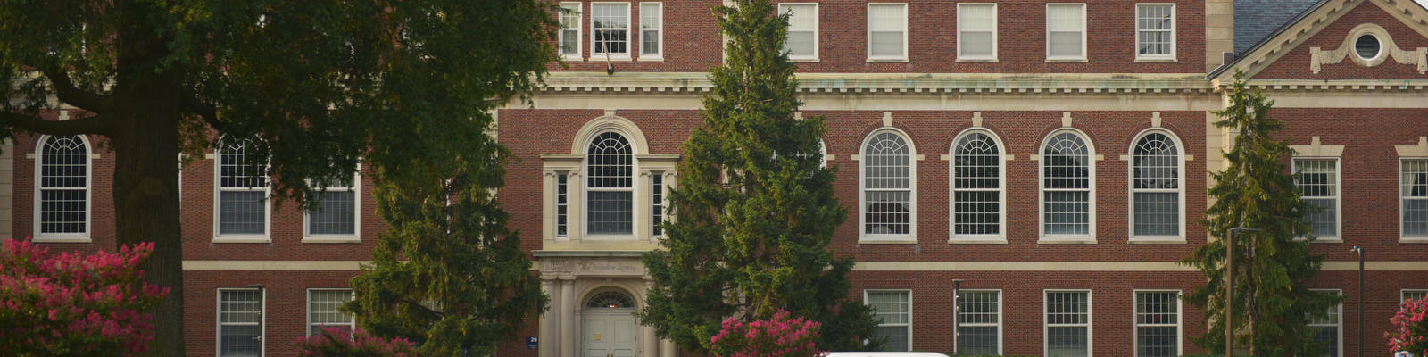 founders front lawn 