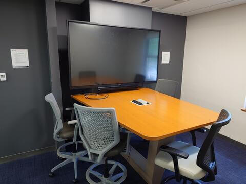 Reserve Library Space | Founders Library