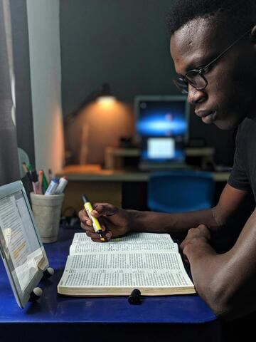 Student working on his thesis.